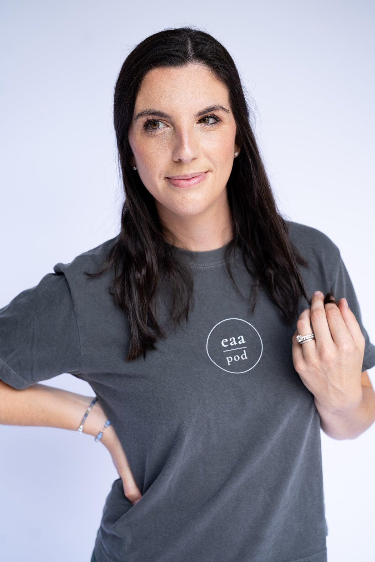 The EAA Pod Cropped Tee | Pepper